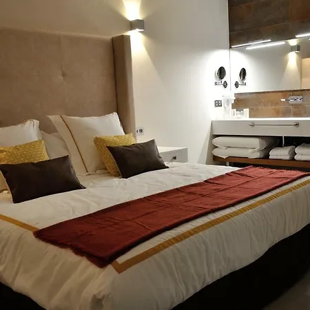 Deluxe Homestay *
